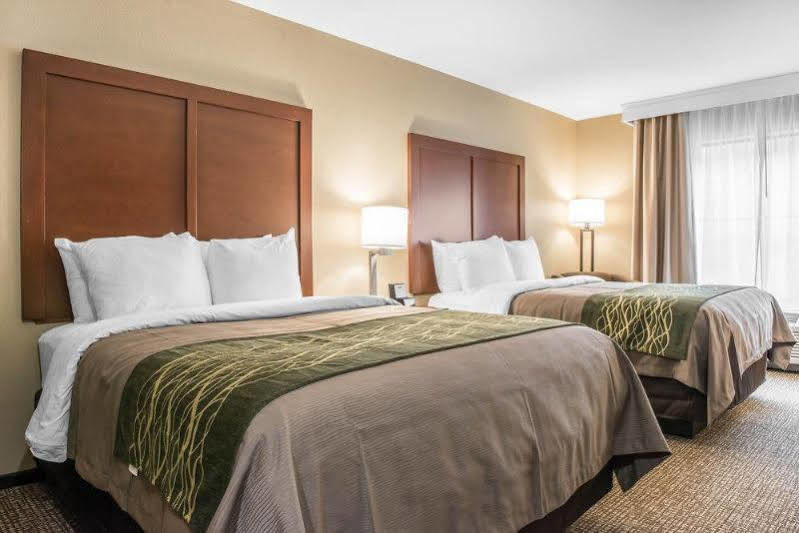 Comfort Inn & Suites Pittsburgh Exteriér fotografie