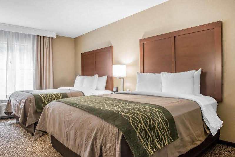 Comfort Inn & Suites Pittsburgh Exteriér fotografie