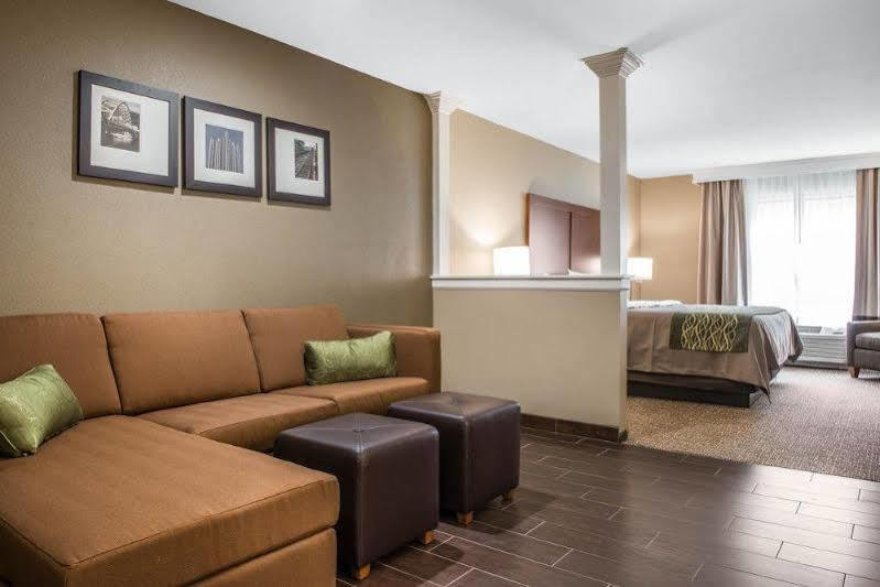 Comfort Inn & Suites Pittsburgh Exteriér fotografie