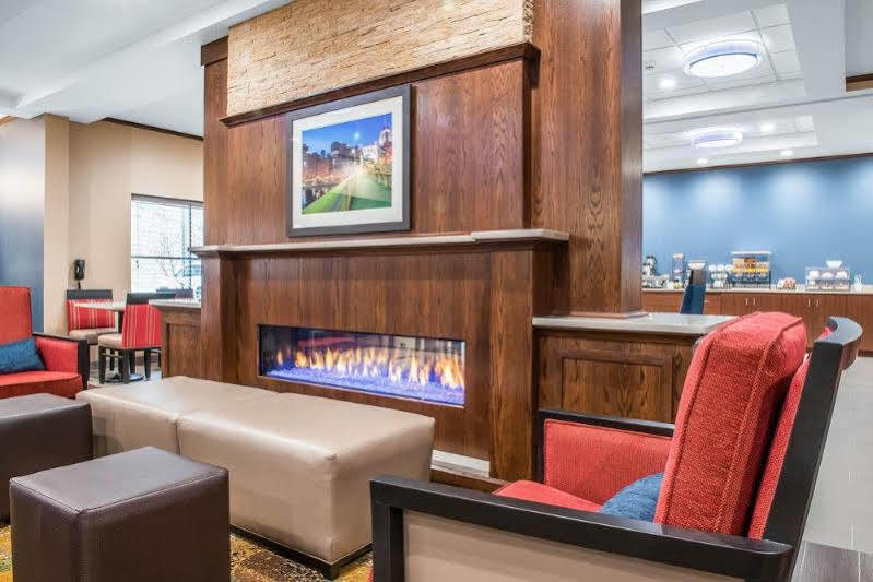Comfort Inn & Suites Pittsburgh Exteriér fotografie